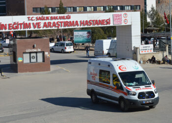 Mardin'de 17 yaşındaki Gülizar, evinde tüfekle vurulmuş halde ölü bulundu