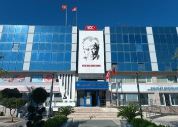 Menderes Belediyesi soruşturmasında ikinci dalga: 7 şüpheli tutuklandı