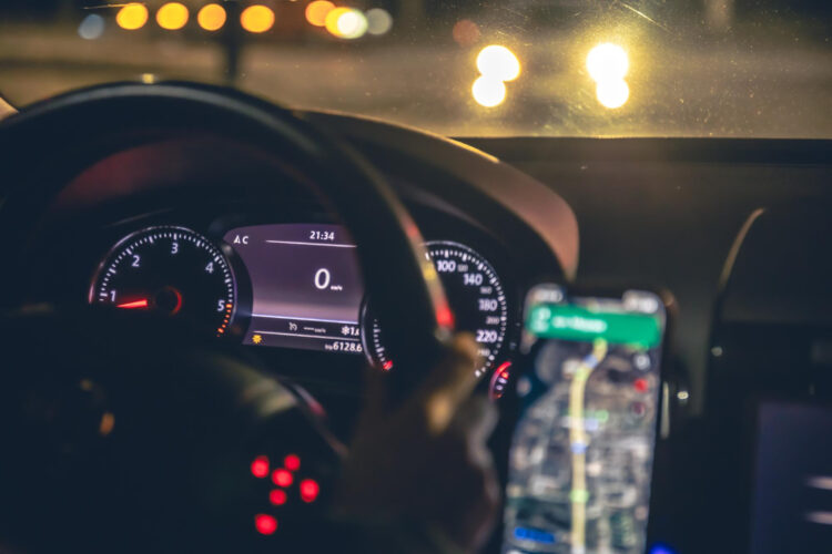 Motor arıza lambası neden yanar? Bu işaretleri görüyorsanız aracı kullanmayı sürdürmeyin