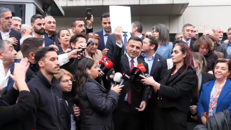 Üsküdar seçiminin ardından yaptığı konuşmalar nedeniyle soruşturma başlatılmıştı: Özgür Çelik ifadeye çağırıldı