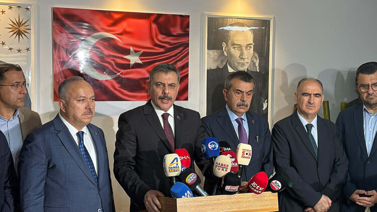Mustafa Çiftçi ve Yusuf Tekin'den Manisa'daki saldırı açıklaması: "Tüm yönleriyle soruşturulacak"