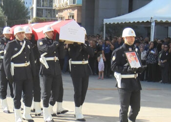 Şırnak'ta kazada şehit olan polis memuru için İstanbul Emniyet Müdürlüğü'nde tören