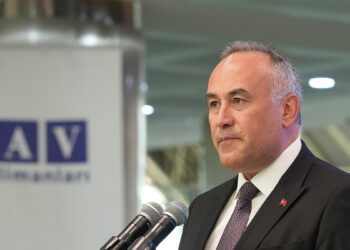 TAV Havalimanları İzmir’de 20’nci yılını kutluyor