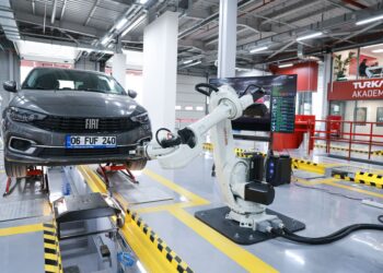 Araç muayenesinde yapay zeka ve robotik dönem: TURKA’dan Altınay Robot ile iş birliği