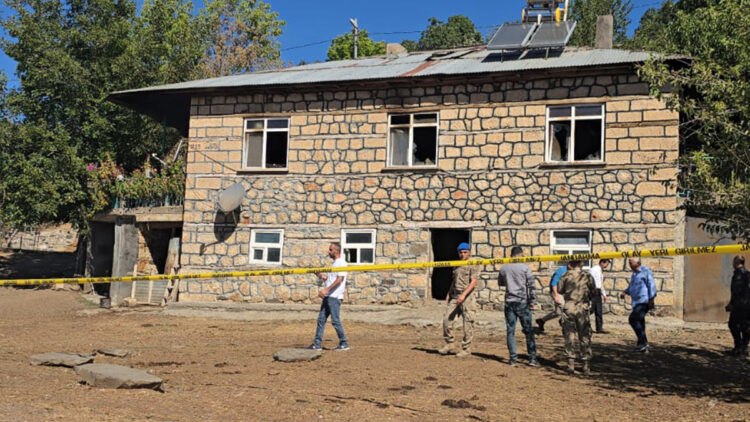 Elazığ’da yanan evde korkunç gerçek: Çiftin vücudunda kurşun izleri, altınlar kayıp