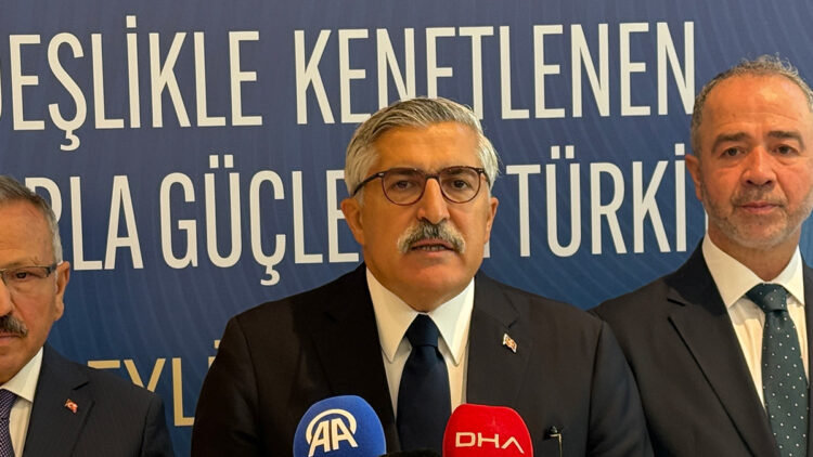 Yayman: Türkiye'nin ekmek, su, hava gibi yeni anayasaya ihtiyacı varYayman: Türkiye'nin ekmek, su, hava gibi yeni anayasaya ihtiyacı var