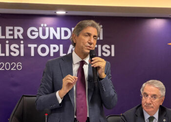 AK Parti'li isimden CHP'ye ağır sözler: "İki yakasının bir araya geleceğini düşünmüyorum"