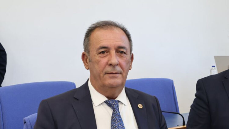 Antalya Milletvekili Mustafa Erdem hakkında 'rüşvet' suçundan soruşturma başlatıldı