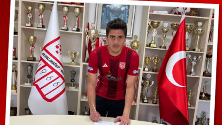 Ayvalıkgücü kaleci Bartu ile yeniden anlaştı