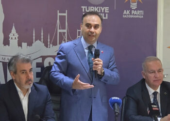 Mehmet Fatih Kacır'dan Cumhurbaşkanı'na destek: "O liderin yanında olmaktan büyük bir şeref duyuyoruz"