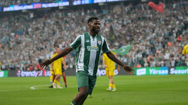 Bursaspor'da Iheanacho rüzgârı; 8 maçta 11 gol