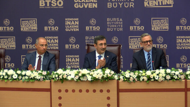 Cumhurbaşkanı Yardımcısı Yılmaz: "Gerçek kahramanlar üretenler ve emek harcayanlardır"