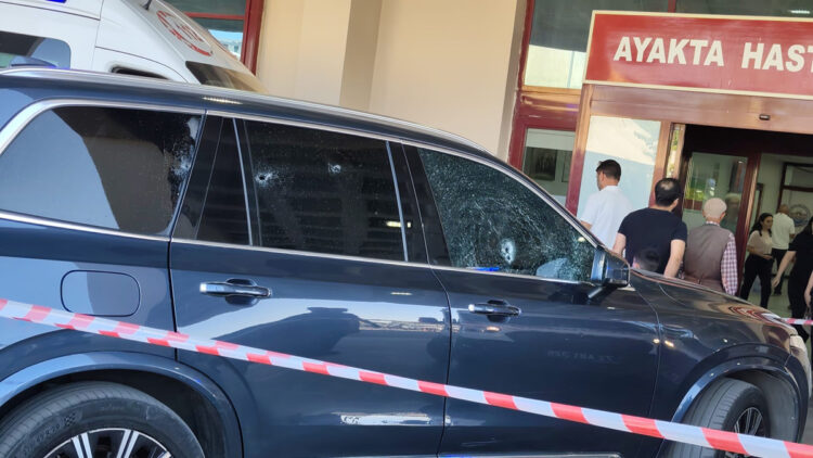Diyarbakır’da cipe silahlı saldırı: 2 yaralı