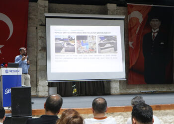 Sulama kanallarında mikroplastik alarmı: "Bu kirlilik artık ölçülebilir bir gerçek"