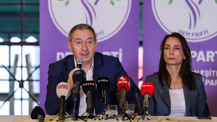 DEM Parti'li isim Alevileri de sürece kattı: "Alevilerin olmadığı bir sürece rızalık vermeyiz"