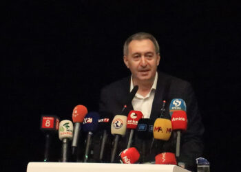 DEM Parti'li isimden süreç değerlendirmesi: "Barışa ve demokrasiye dönüşmesi için çaba içerisinde olmalıyız"