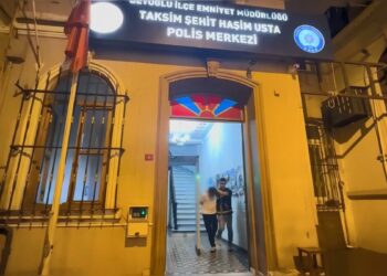Beyoğlu’nda 31 yıl hapis cezasıyla aranan hükümlü operasyonla yakalandı