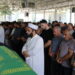 Gemi kazasında yaşamını yitiren Nisa toprağa verildi, babası aranıyor