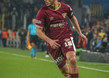 Göztepe'de Cherni resmen gitti