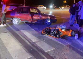 Bursa'da otomobil ile motosiklet çarpıştı: 2 yaralı