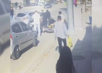 Otomobil ile motosiklet çarpıştı; 1 yaralı