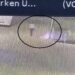 Yangın çıkarıp söndürülmesini izledi; taksiyle kaçtı