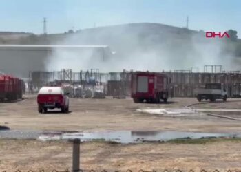 Bursa'daki fabrika yangını 1 saatte kontrol altına alındı