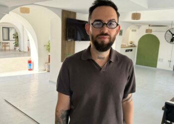Girne'de batan gemiyle 3 ay önce seyahat eden yolcu: Dalga vurdu, gemi su almaya başladı