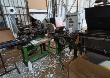 Besihane görünümlü kaçak sigara fabrikasına operasyon