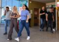 Kimlik bilgilerini ele geçirdikleri kişinin adına hesap açıp, dolandırıcılık yaptılar