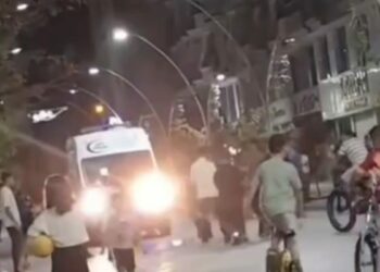 Mardin Kızıltepe’de bıçaklı kavga: 1’i çocuk 3 yaralı