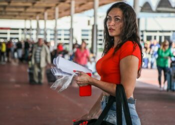 Antalya'da her 4 turistten 1'i Alman ya da Rus