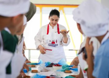 Sinangil ve Kalben Derneği, çocukları pastacılık atölyesinde buluşturdu