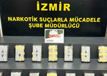 İzmir'de uyuşturucu operasyonu: 2 tutuklama