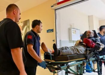 Tomruğa zincir bağlarken elleri sıkışan işçinin 6 parmağı koptu