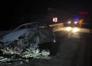 Kayseri’de çarpışan motosiklet ile otomobil yandı: 2 yaralı