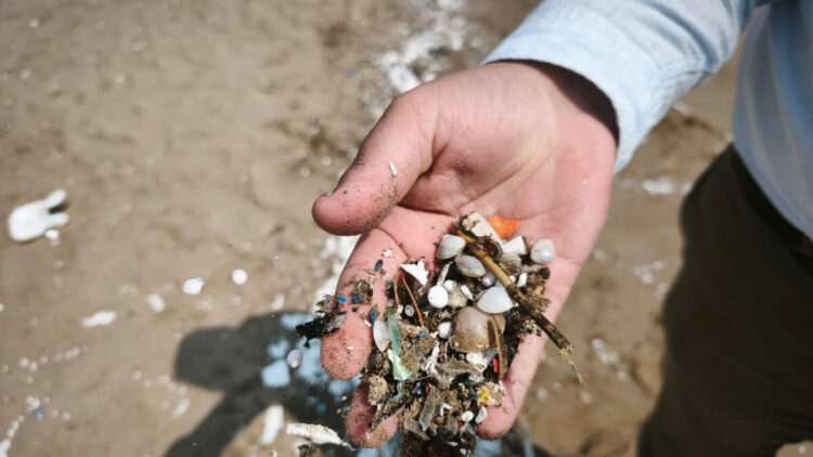 Akdeniz’de mikroplastik tehdidi artıyor
