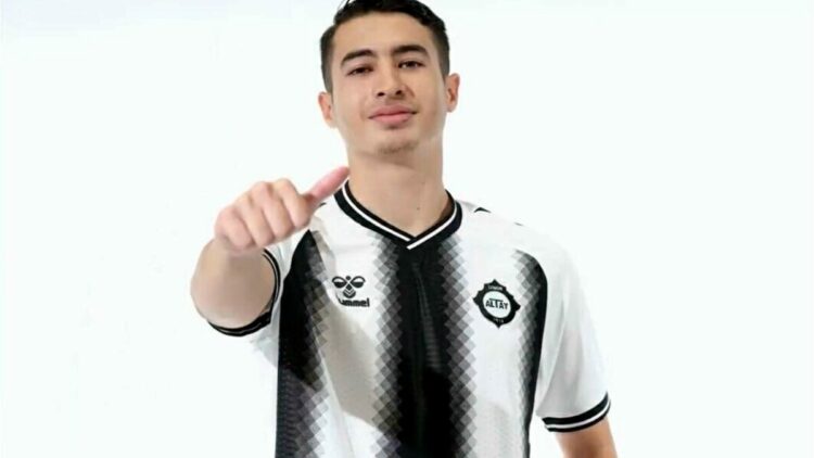 Altay'dan üç imza daha