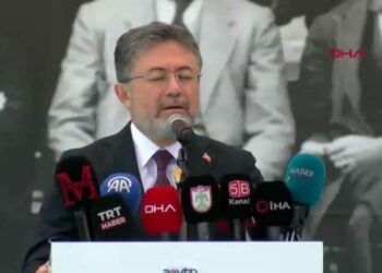 Bakan Yumaklı: 107 yıl önce istiklal için ayağa kalkan Türkiye, bugün istikbalini inşa ediyor
