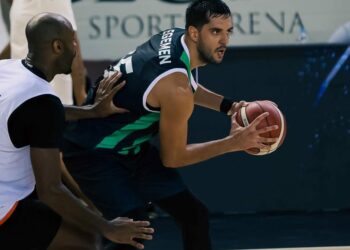 Denizli Basket'te kombineler satışta