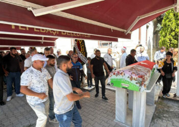 KKTC’deki gemi kazasında ölen 5 çocuk annesi toprağa verildi