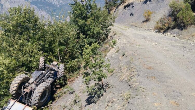 Amasya’da traktör şarampole yuvarlandı: 1 ölü, 3 yaralı