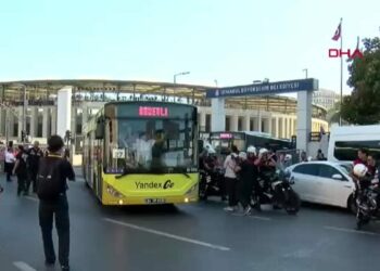 Beşiktaş taraftarı derbi için yola çıktı