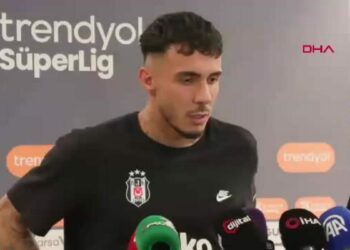 Emirhan Topçu: Bu tür maçları Beşiktaş olarak iyi oynuyoruz