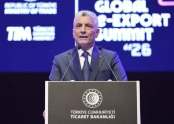 Bakan Bolat: Mal ve hizmet ihracatımızı 450 milyar dolara taşımayı hedefliyoruz