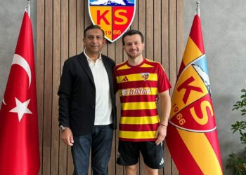 Kayserispor, Murat Cem Akpınar'ı kadrosuna kattı