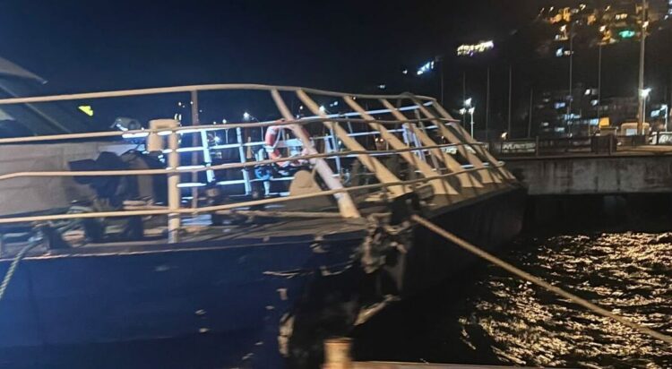 Mudanya'da İDO deniz otobüsü iskeleye çarptı