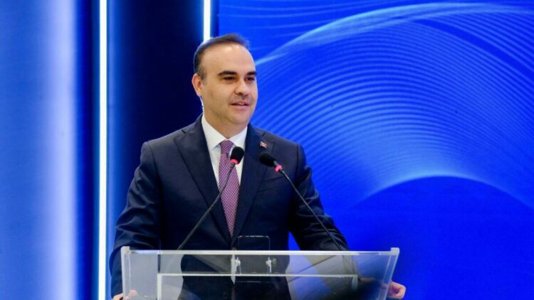 Bakan Kacır: KOBİ'lere 75 milyon TL'ye kadar kredi imkanı sağlayacağız