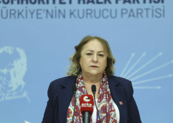 CHP'li Gülsever: Çocuklarımıza eğitimde fırsat eşitliği istiyoruz
