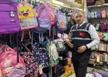 İstanbul'da yeni eğitim öğretim yılı öncesi kırtasiye denetimi yapıldı